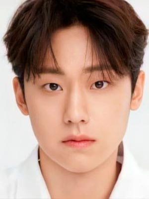 Ли До-хён
Lee Do-hyeon