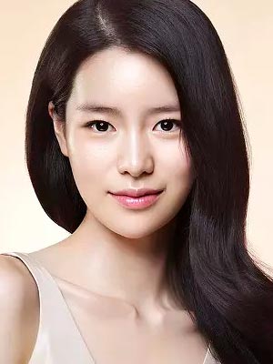 Лим Джи-ён
Lim Ji-yeon
